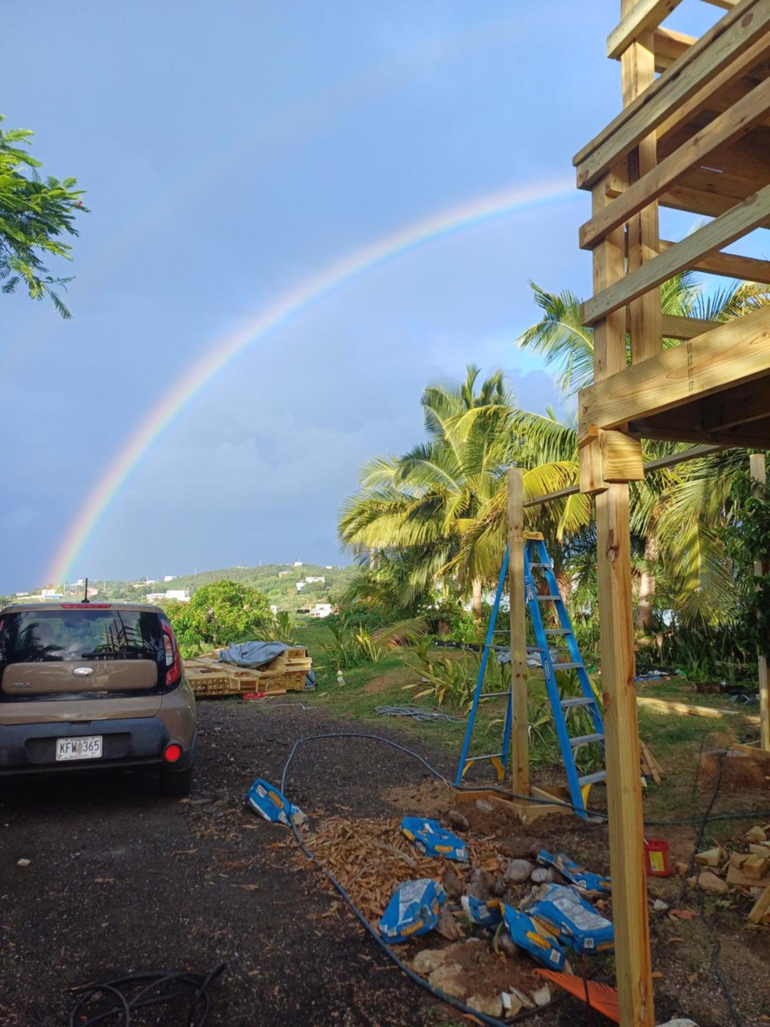Rooster Run Glamping Camping Has Rooftop And Off The Ground Glamping Experience For 1 To 16 In A Single Tent And Views Of The Rain Forrest And To Culebra Across The Atlantic Ocean W Tents, Linens, Deluxe Air Beds, Warm Shower And More At A Great Pric Vieques Extérieur photo